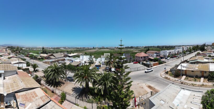 SE VENDE casa con exclusivo diseño en hormigon y fierro Avda El santo 3417 La serena